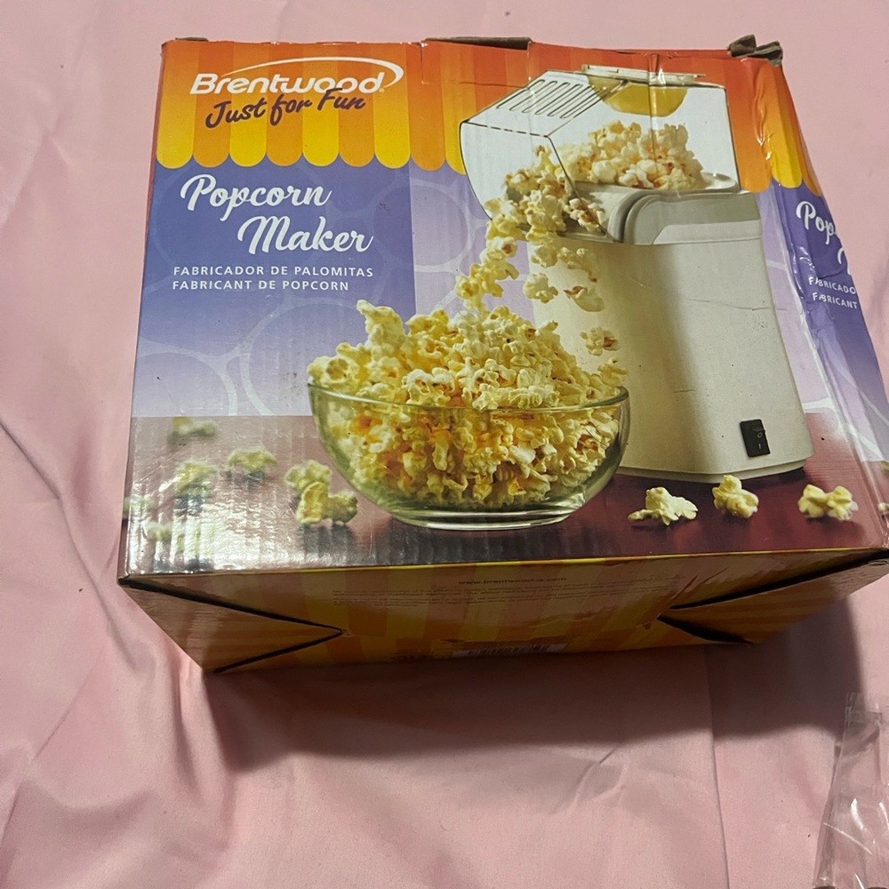Brentwood Popcorn Maker - White Popper